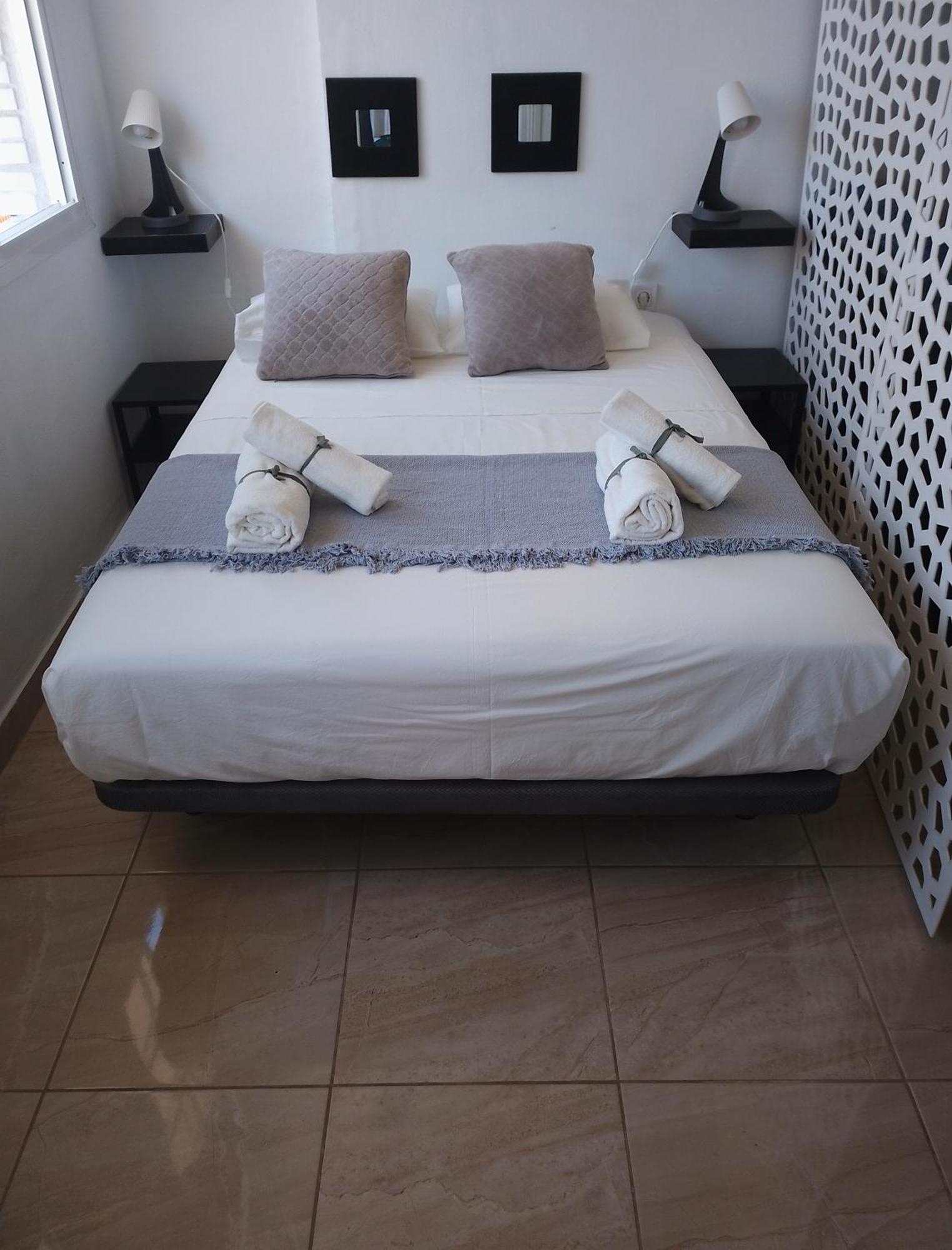 Apartamento Serrano Málaga Buitenkant foto